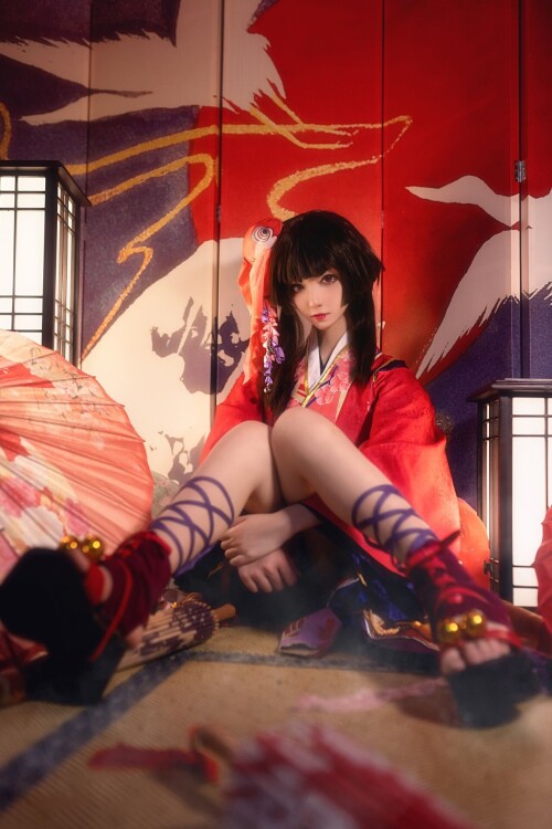 Nantao-Momoko-Momoko-Kagura-Onmyoji-Kimono-Sexy-Girl-Anime-Cosplay---7.jpg